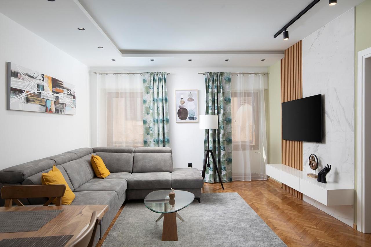 Sena Luxury Apartments Пула Экстерьер фото