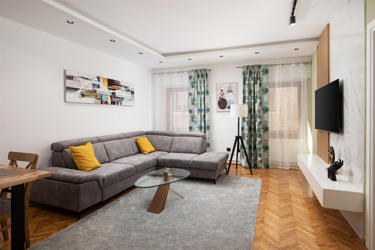 Sena Luxury Apartments Пула Экстерьер фото