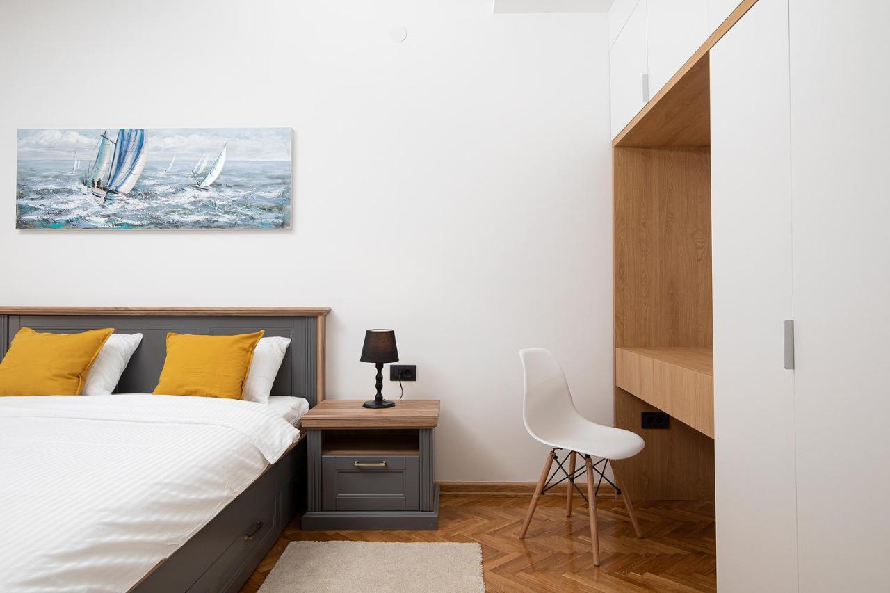 Sena Luxury Apartments Пула Экстерьер фото